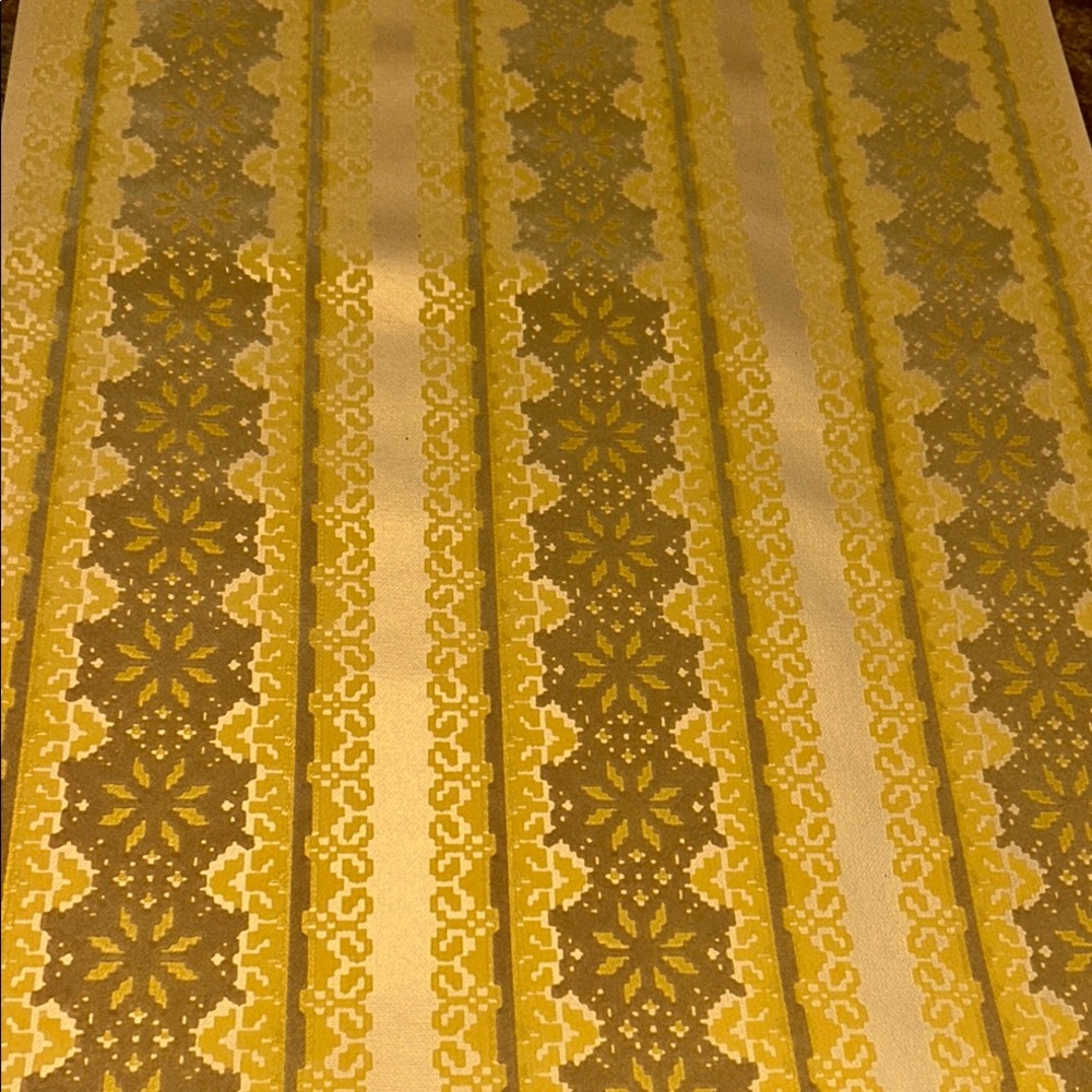 MCM Vintage Flock Damask Golden  Wallpaper